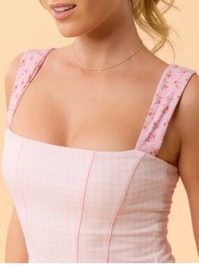 Blogilates sports bra tank. NWT. Xl.